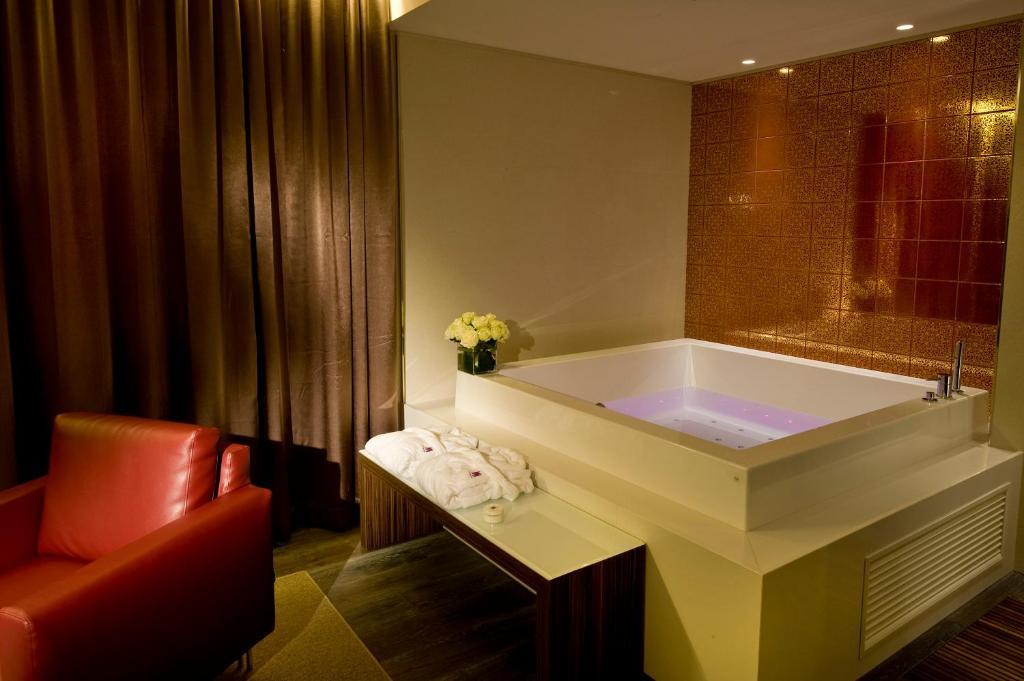 Viola Mhotel กรูเมลโลเดลมอนเต ภายนอก รูปภาพ