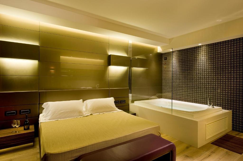 Viola Mhotel กรูเมลโลเดลมอนเต ภายนอก รูปภาพ